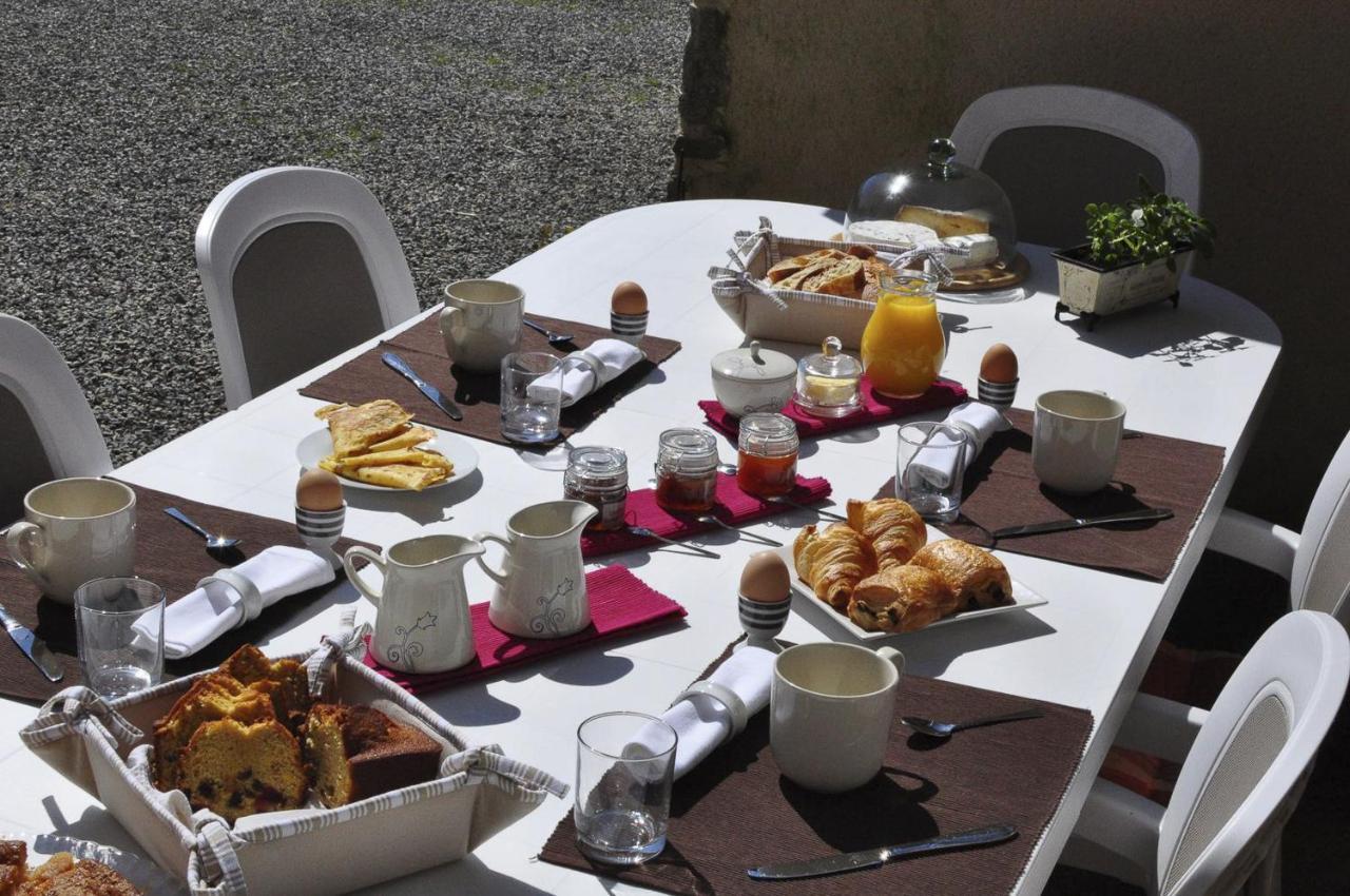 Bed and Breakfast Ty Daou Gwez Irodouer Esterno foto